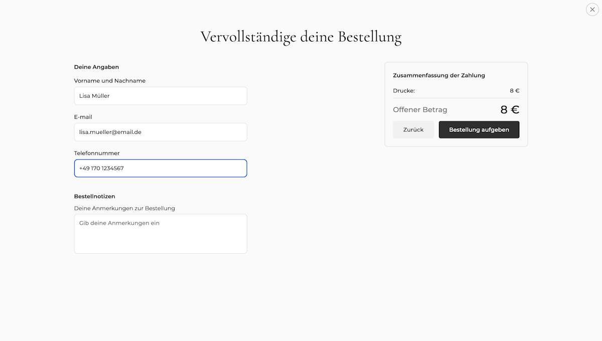 Bestellformular mit Kontaktdaten: Name, E-Mail, Telefon und Betragsübersicht