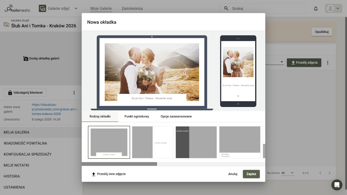 Edytor okładki galerii z podglądem na laptopie i telefonie