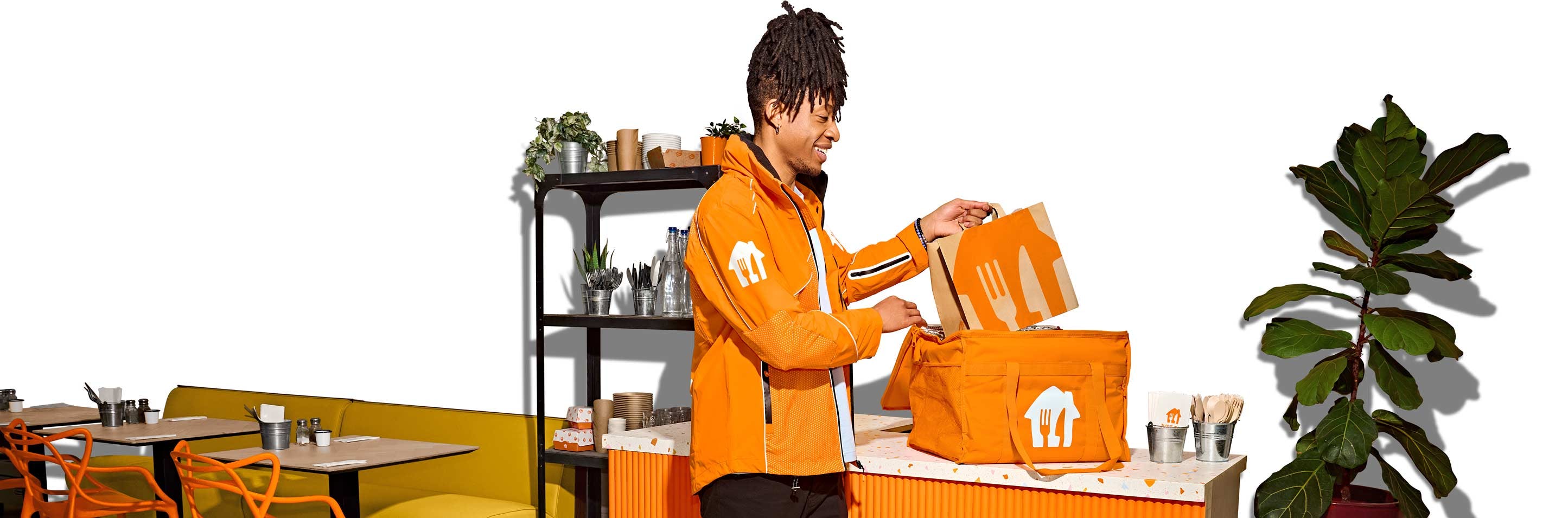 Just-Eat-UK-Deliverect-Delivery-Driver