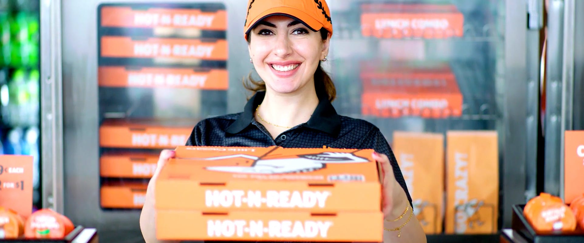 Little-Caesars-Deliverect-Success-Staff
