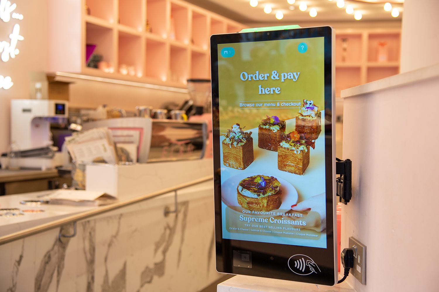 KateMedia kiosk Deliverect