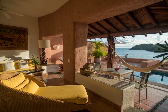 Suite 2 sala alberca vista