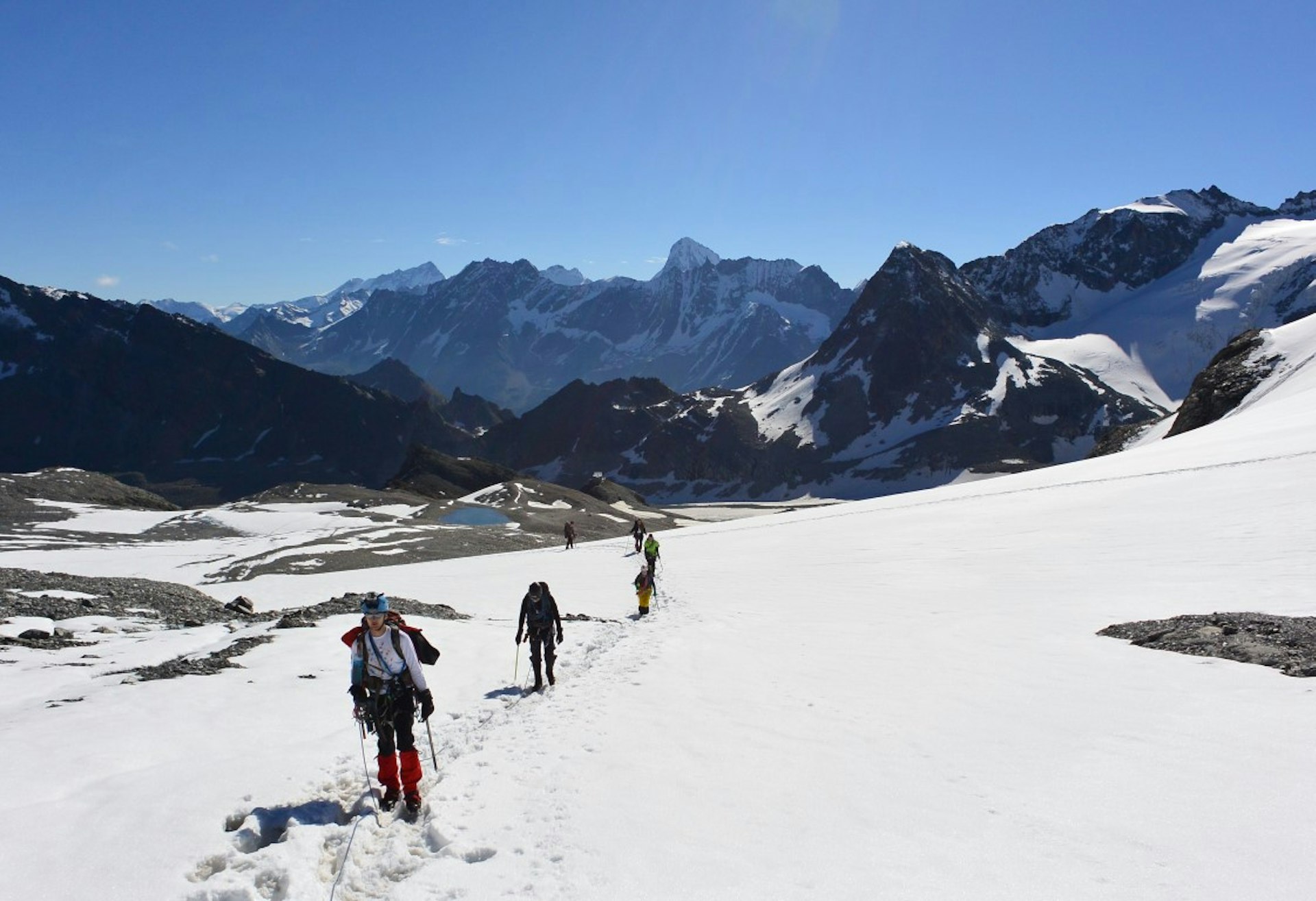 alpuaarolla2014138-medium.JPG Bergwandelen Gletsjer Sneeuw