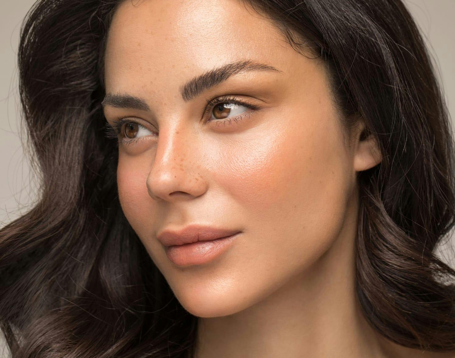 woman looking to the left