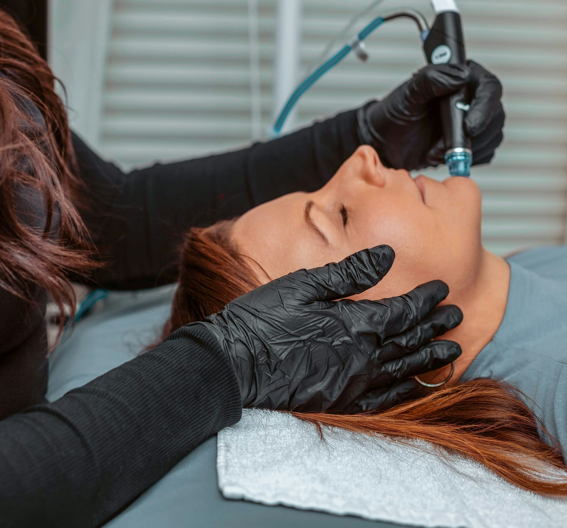 woman getting a facial