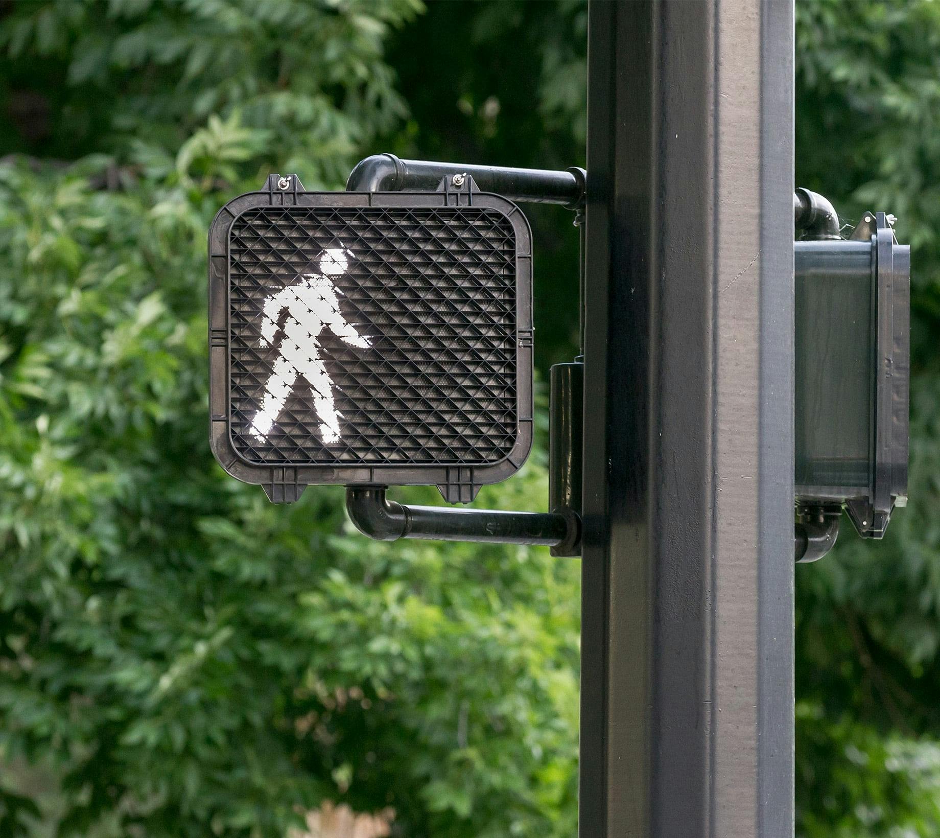 Cross walk light