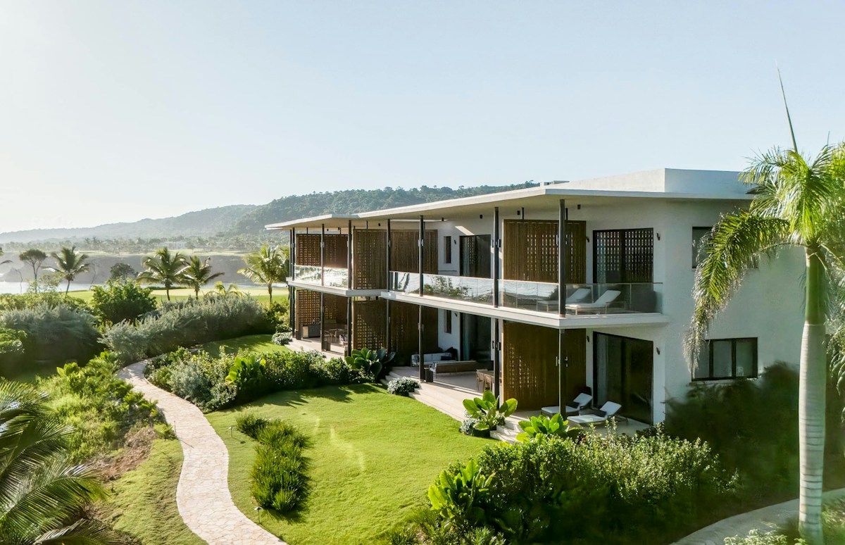 Point Residence West 4-Bedroom main