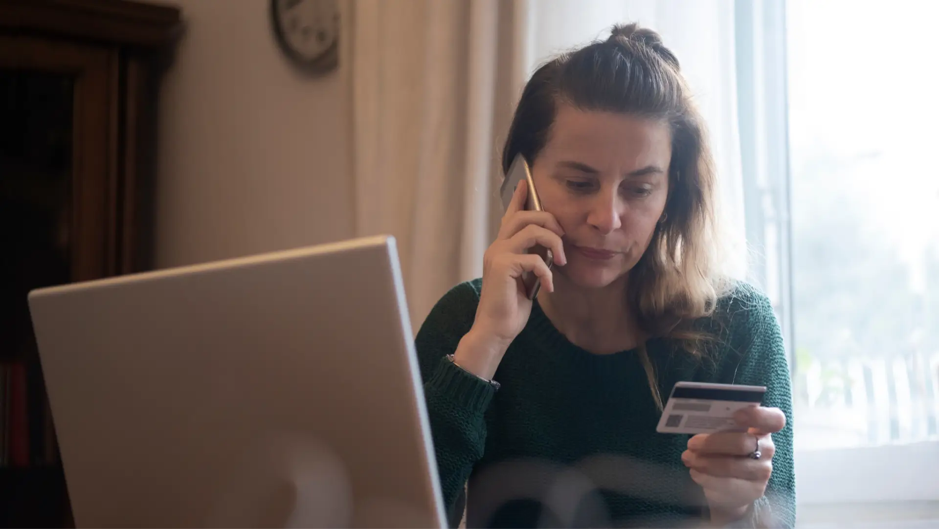 Fizeram compra no meu cartão pela internet. O que fazer? | Jeitto