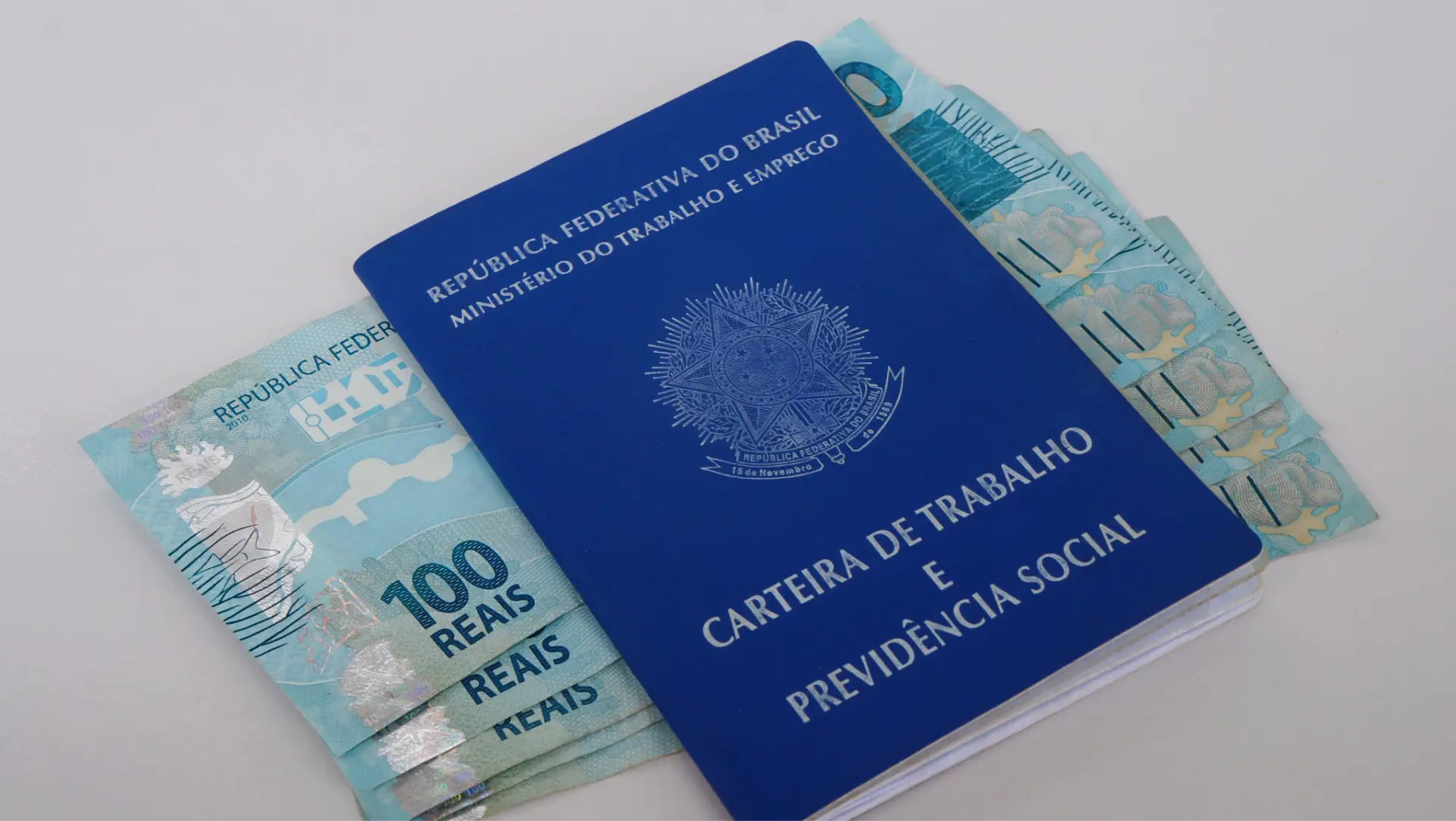 Como fazer carteira de trabalho digital? Descubra agora mesmo!