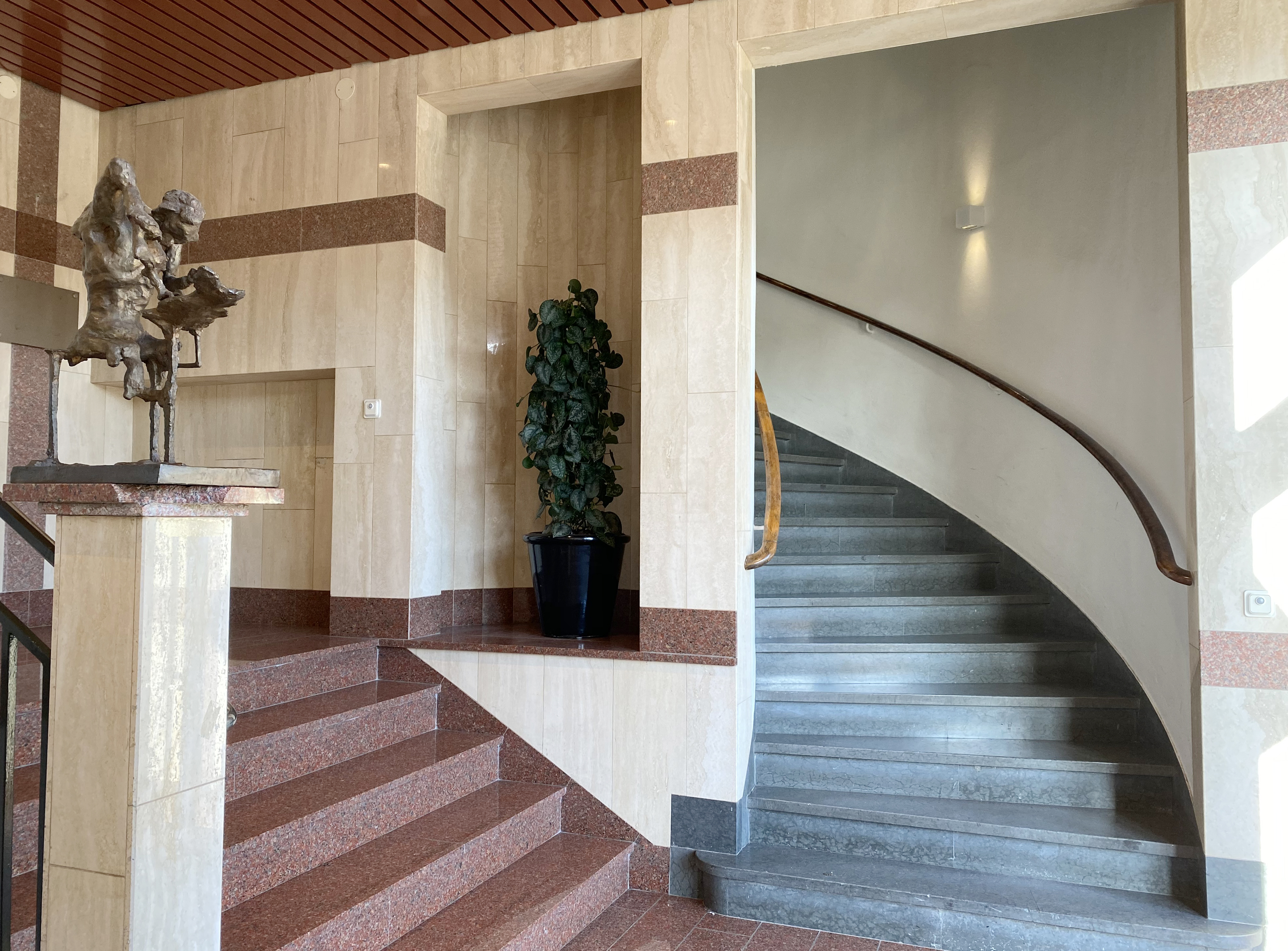 Entré på Mölndalsvägen 91 i Krokslätt i Göteborg