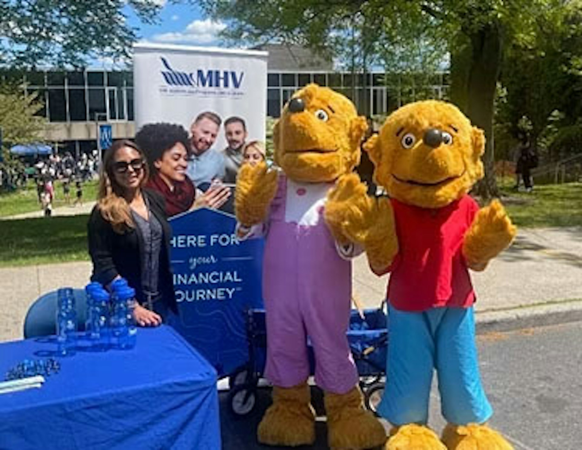bearnstain bear brother and sister at community event