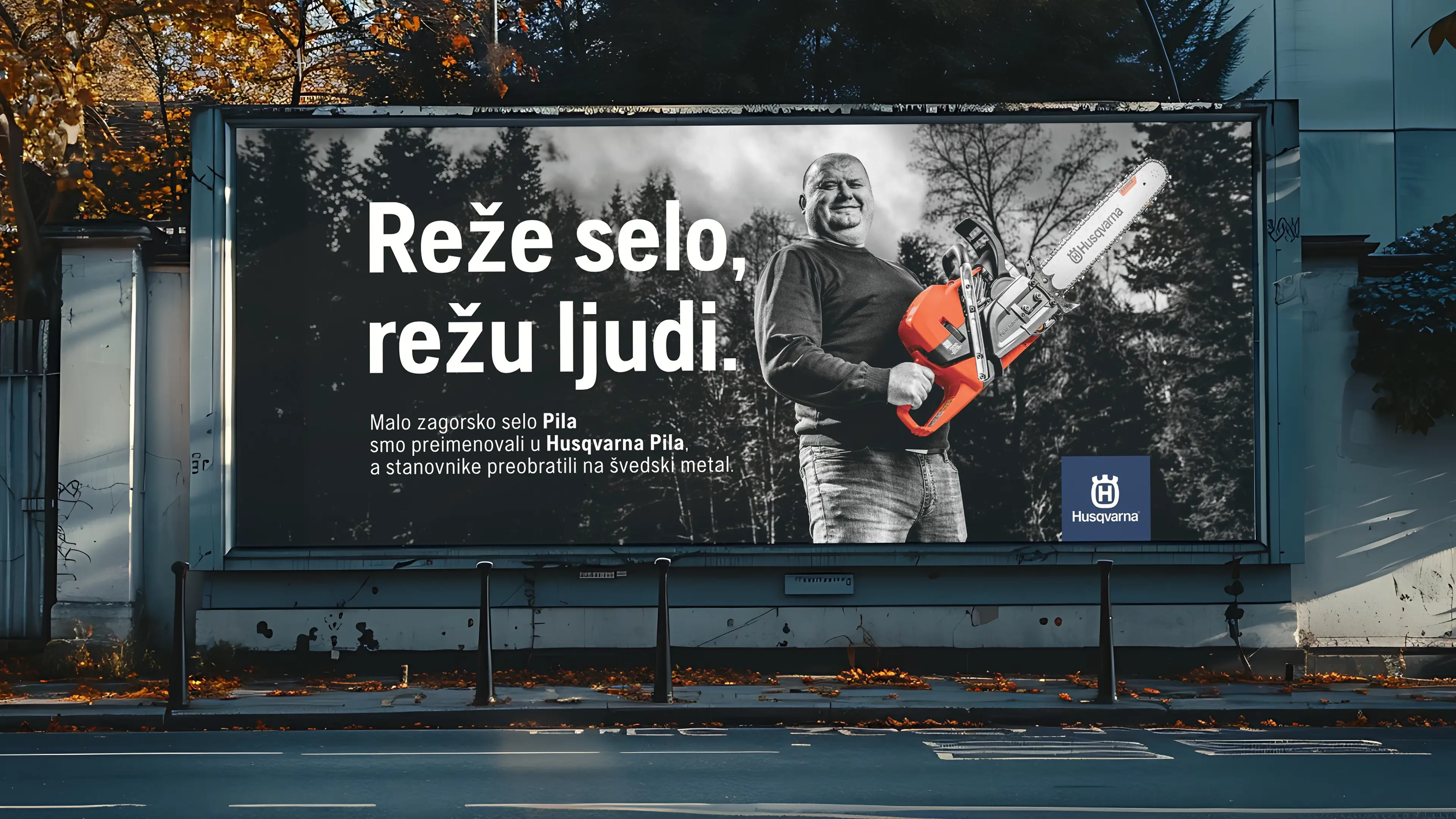 Husqvarna Pila village