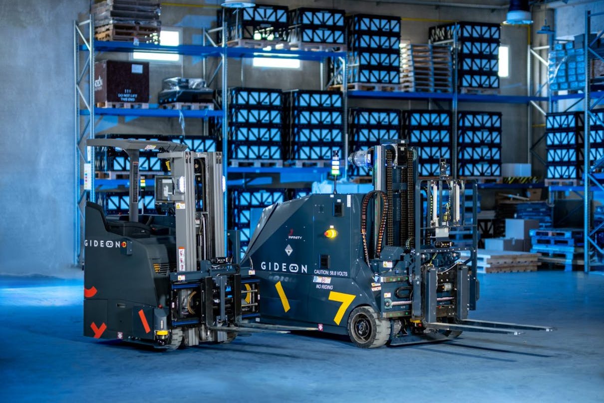 Brand Strategy, Copywriting, Art Direction, Creative Direction, Motion Design, Illustration & Iconography