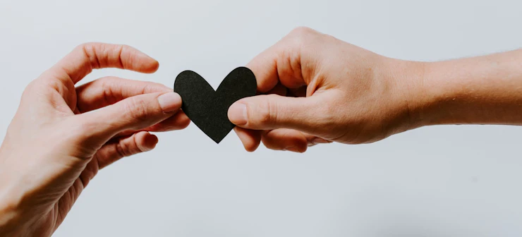 Jak souvisí Vánoce s online dárcovstvím?