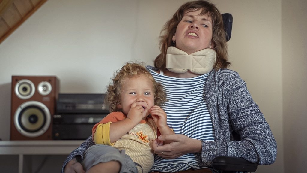 Dárci mladé mamince trpící roztroušenou sklerózou věnovali více než 7 milionů Kč
