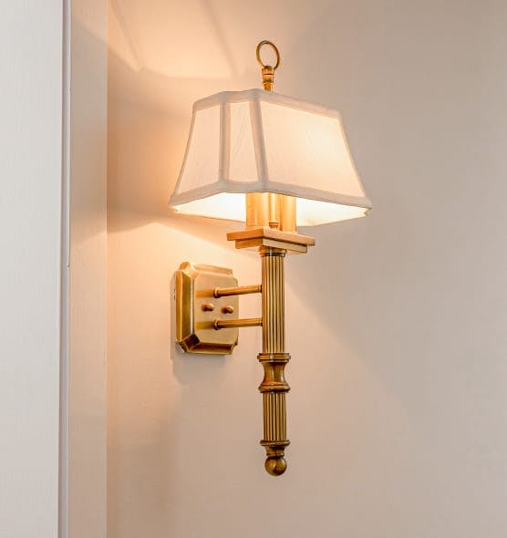 wall sconce