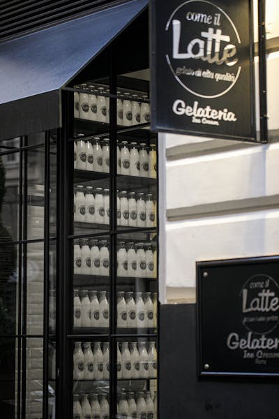 Vista Esterna Come il latte