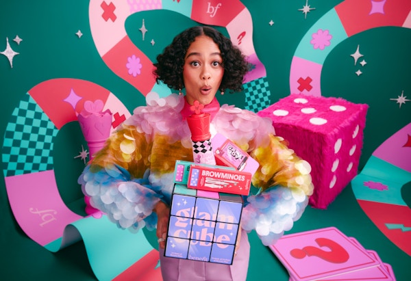 Beneland - Benefit Cosmetics Holiday Campaign