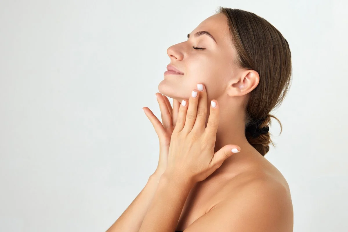 Consultation for facial and under-eye PRP treatment at MD Glow Lab in Toronto