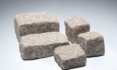 Five stock sizes of tumbled setts