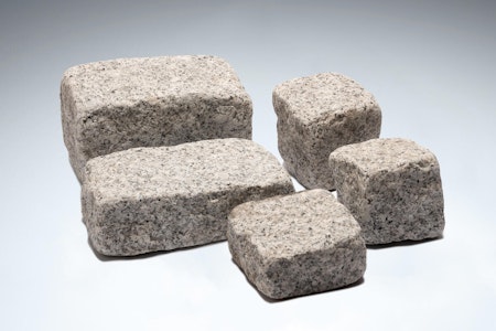 Five stock sizes of tumbled setts