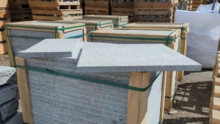 Mixed packed of granite paving