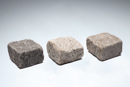 Tumbled setts in three shades of grey