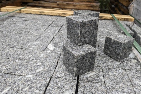 Bespoke sizes of finished setts