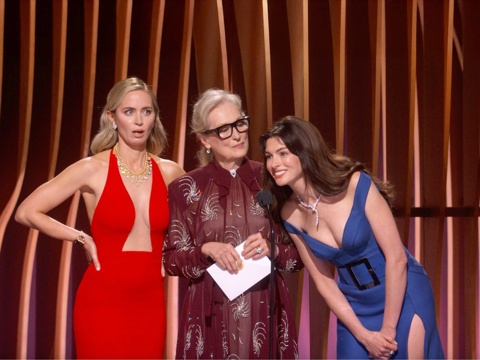 30th Screen Actors Guild Awards - The Devil Wears Prada Reunion - Silent House The cast of The Devil Wears Prada, Emily Blunt, Meryl Streep, and Anne Hathaway reunite on stage at the 30th SAG Awards. Emily Blunt wearing a red dress, Meryl Streep wearing glasses and holding the envelope, Anne Hathaway wearing a cerulean dress