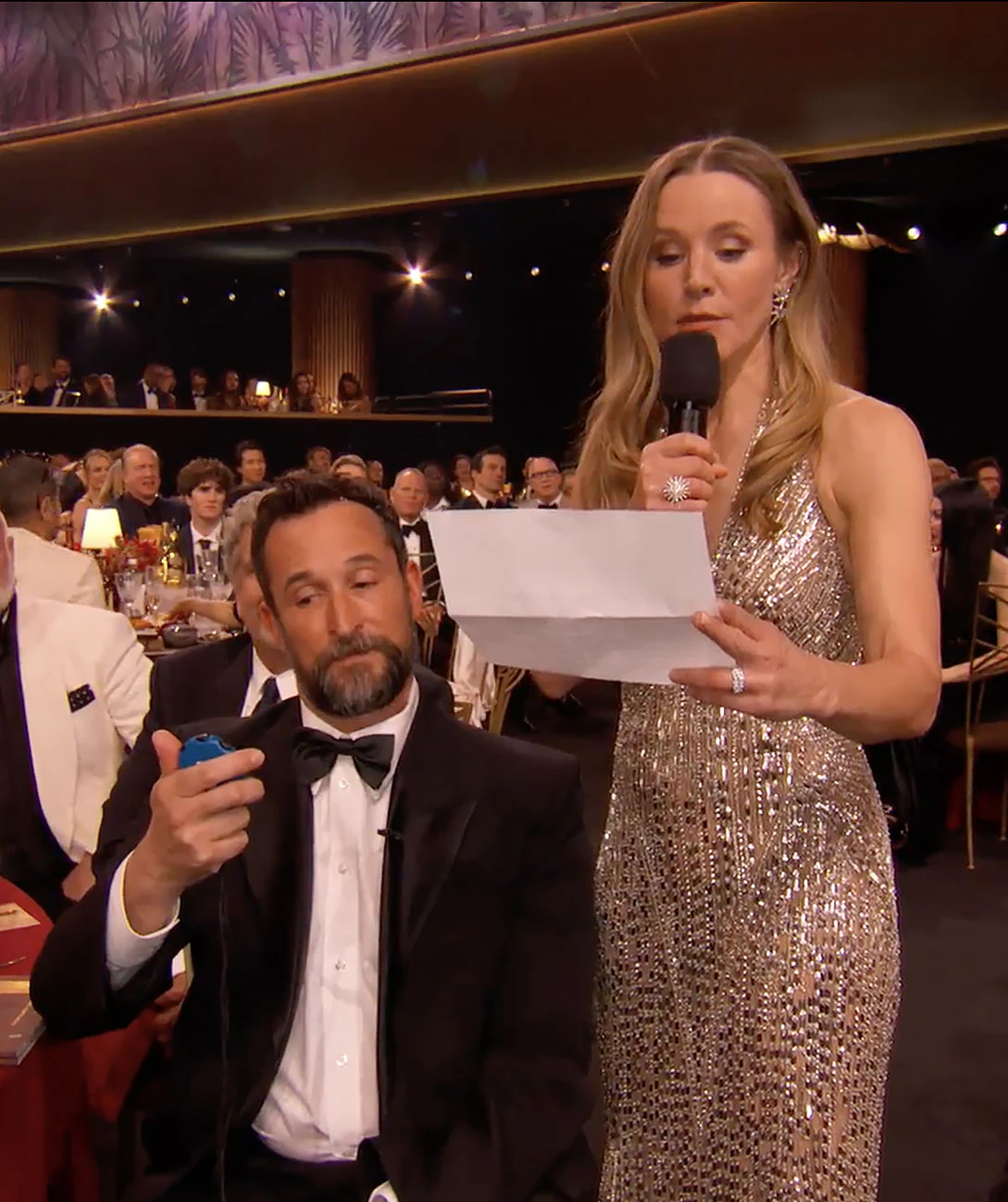 32nd Annual Actor Awards presented by SAG-AFTRA Noah Wyle from "The Pitt" and Kristen Bell do a comedic bit at the 32nd Annual Actor Awards presented by SAG-AFTRA