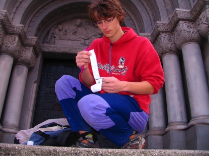 Geocaching "potegne" od računalnika v naravo