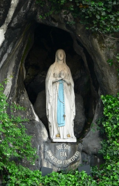 Gospod je ljubezen, ki odrešuje!