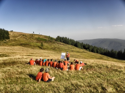 O Voditeljih, ki bodo sadili drevesa
