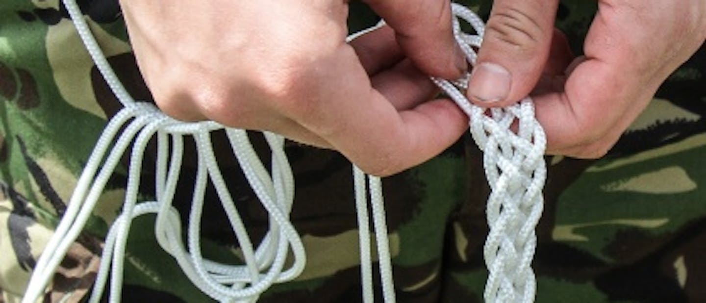 Zaveži! Odveži! Povij! Ponovno uporabi!