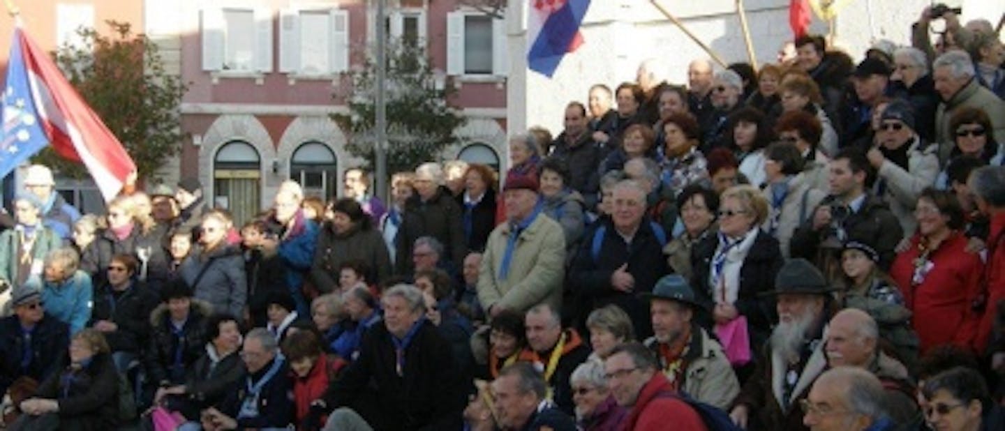 Izmenjava luči miru med skavti Alpe Adria