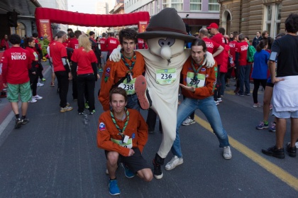 Skavti tečemo drugače