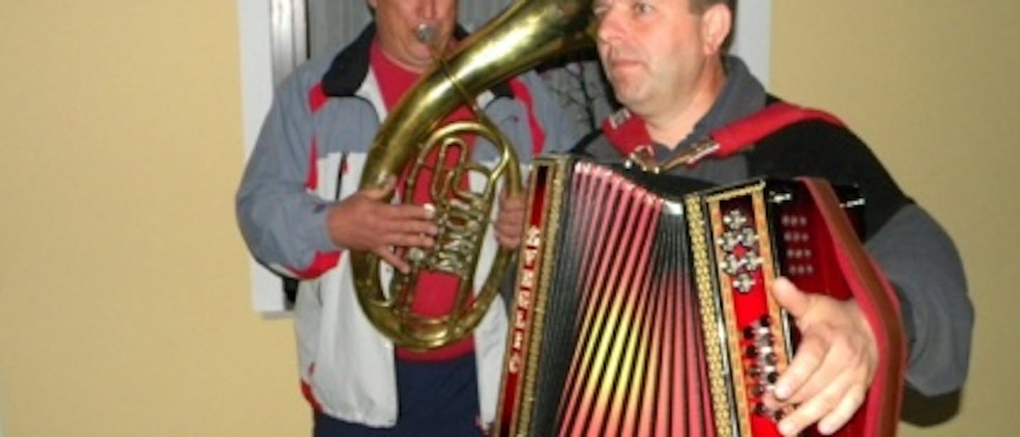 Zverinice in divji risi pri Mariji pod skalco