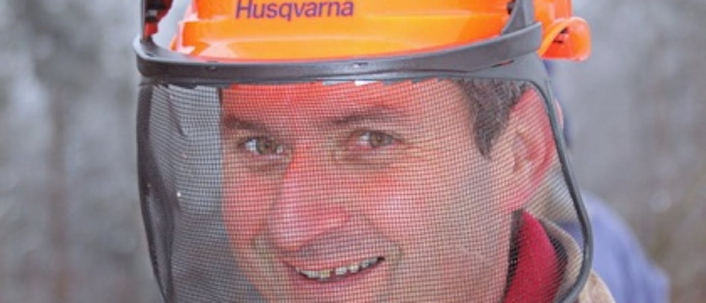 Sekamo, žagamo, čistimo, ... delovna akcija v...