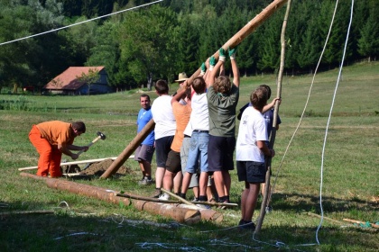 Začenja se Ogenj v meni 2012
