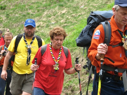 Gremo gor na Golico!