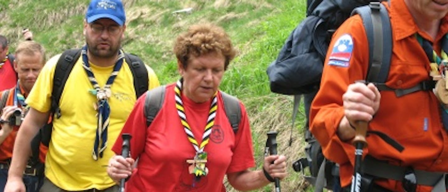 Gremo gor na Golico!