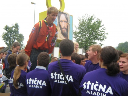 Stična spet norela!