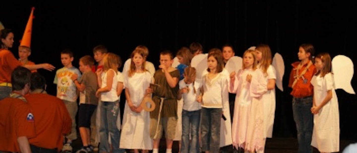 Vrhniški Argonavti predstavljamo: BOLJ STAR -...