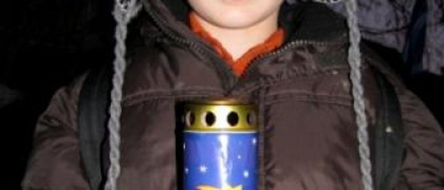 Luč miru iz Betlehema povezuje generacije