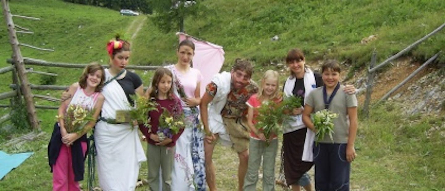 Sveta kost - bodi most!