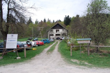 Prvomajska delovna akcija v Kočevskem Rogu