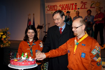 20 let smeha in veselja