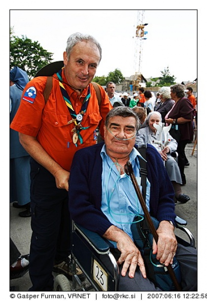 Hočeš služiti, delati dobra dela?