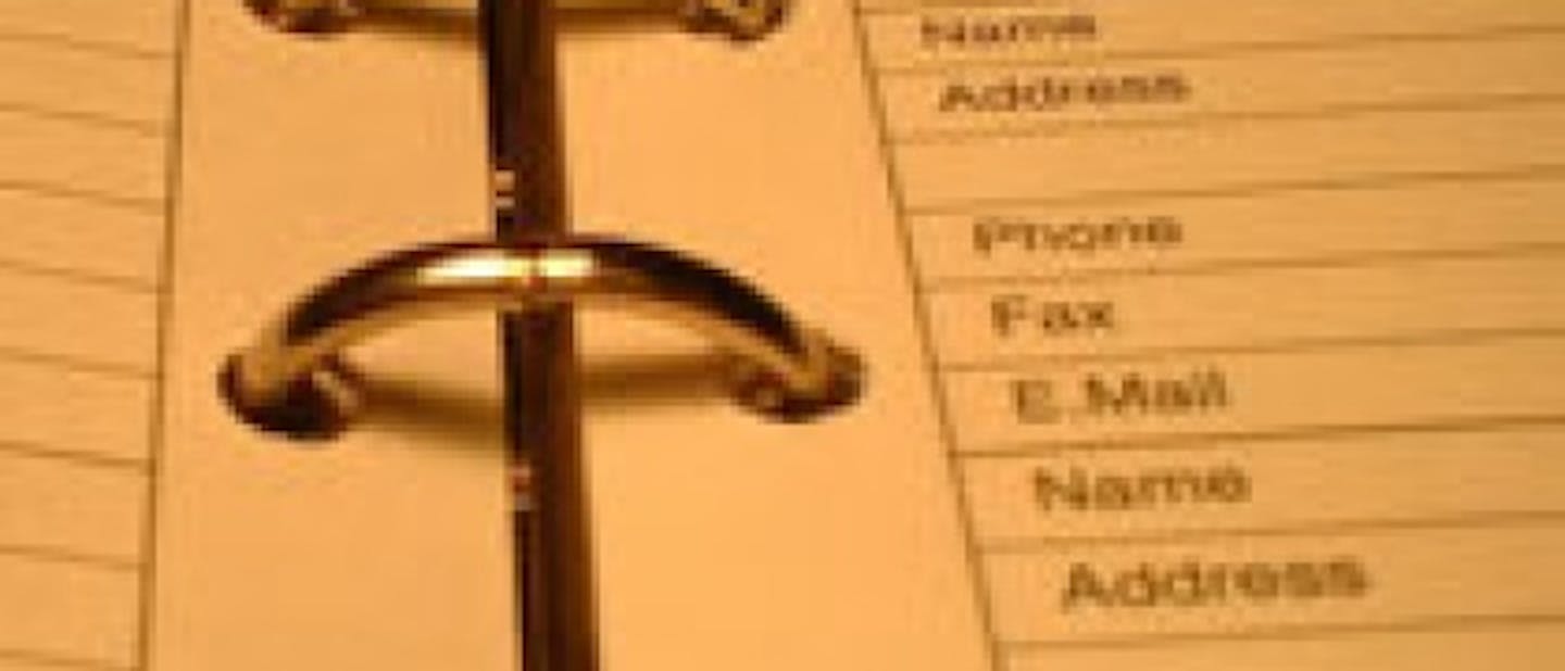 Izboljšan in pohitren SkavtIMENIK!