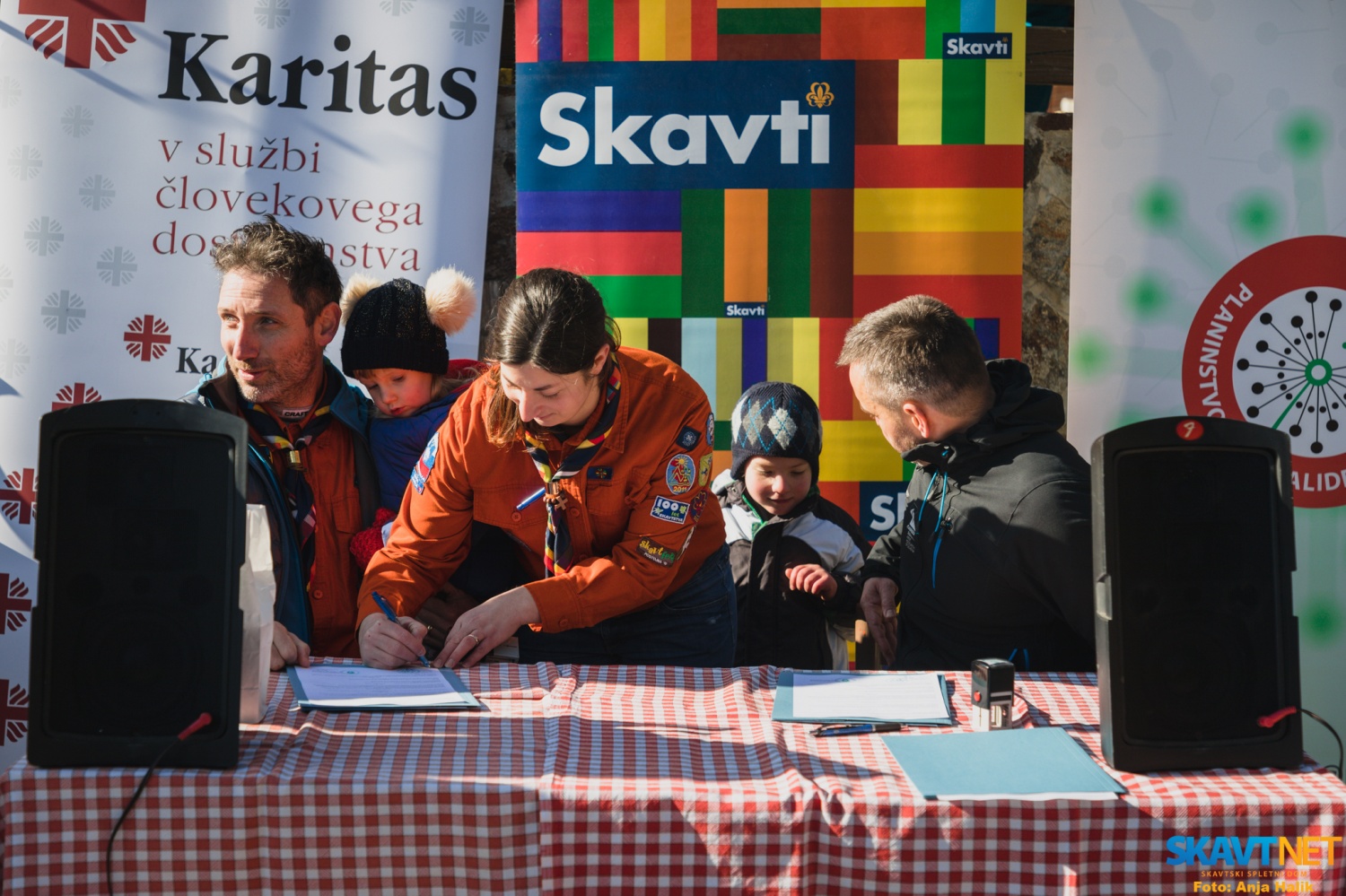 Podpis dogovora o sodelovanju s Planinsko zvezo Slovenije - odborom »Planinstvo za invalide/OPP